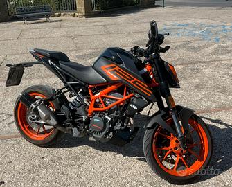 KTM Duke 125