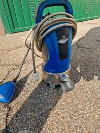 Pompa ad immersione usata