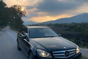 Mercedes benz c200, 136 cv, anno 2010