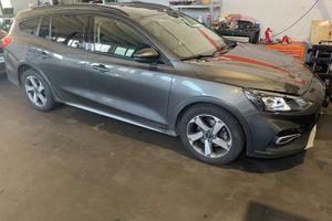Ford Focus Active 1,5 dirsel 120 cv automatica