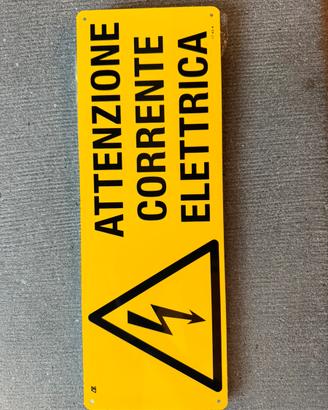 9 Cartelli Pericolo “Attenz. Corrente Elettrica”