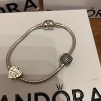 Bracciale Pandora con charms