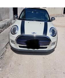 Mini Cooper 1.5. 5p