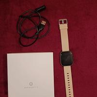 Smartwatch Amazfit GTS (1° gen) con accessori