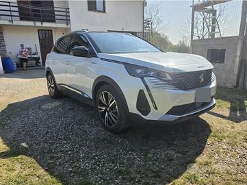 PEUGEOT 3008 HYBRID4 4WD 300CV E-EAT8 