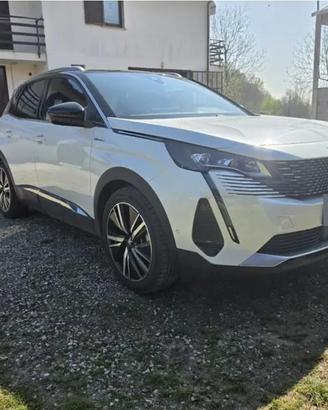 PEUGEOT 3008 HYBRID4 4WD 300CV E-EAT8 