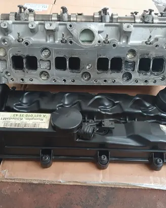 testata mercedes 