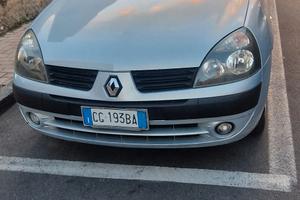 Renault Clio 1.2 benzina anno 2003