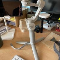 Gimbal DJI Osmo Mobile 4 – Condizioni eccellenti