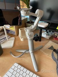Gimbal DJI Osmo Mobile 4 – Condizioni eccellenti