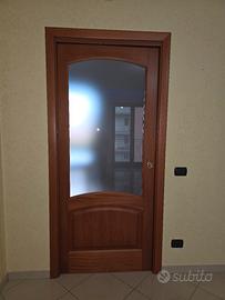 Porta in legno scorrevole