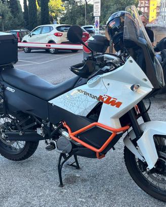 KTM 990 Adventur 1/2012 km 16.000