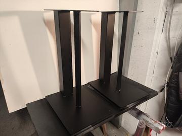 Stand per diffusori