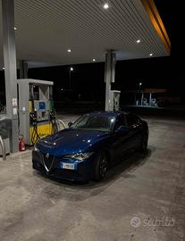 Alfa Romeo Giulia  2.2 Turbodiesel 210 CV Q4 AT8