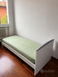 Letto singolo con rete incorporata €30