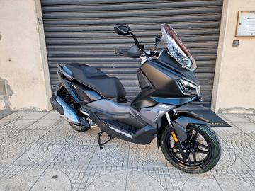 SYM ADX 300 ABS TCS E5+ Nero -- 2026 --