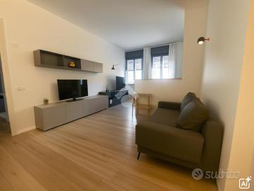 4 LOCALI A REGGIO NELL'EMILIA