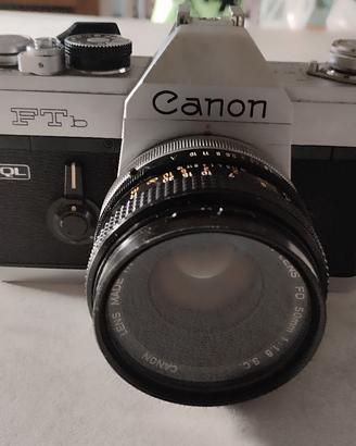 Fotocamera Canon FTB QL a pellicola+obiettivo 