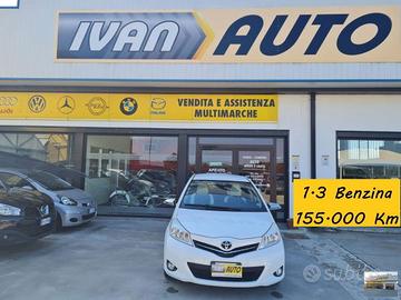 TOYOTA Yaris 1.3 BENZINA-ANNO 2014