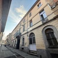 MONOLOCALE A TORINO