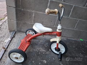 Triciclo Radio Flyer