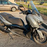 Yamaha X-Max 300 Tech Max