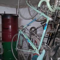 bicicletta bianchi da corsa 