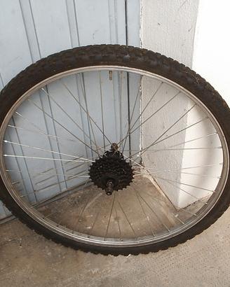 Ruota posteriore mountain bike completa