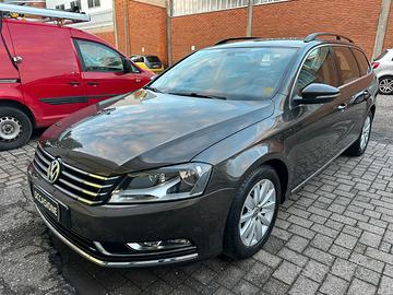 VOLKSWAGEN PASSAT 1.6TDI 105cv
