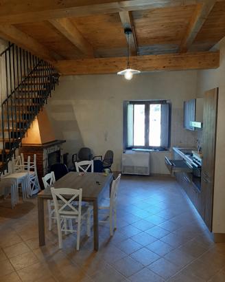 Casa a schiera su più livelli
