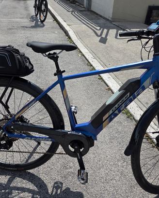 city bike elettrica Atala taglia 47 uomo