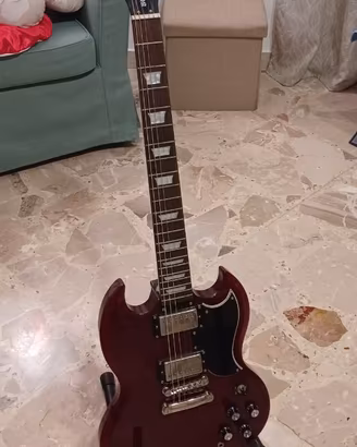Epiphone SG-400 PRO + Behringer GX210 Ultratwin