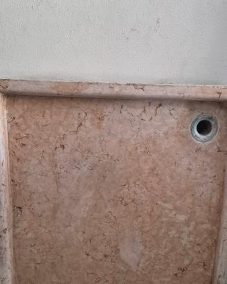 Piatto doccia in pietra di Prun