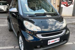 Smart ForTwo 1000 52 kW MHD coupé passion