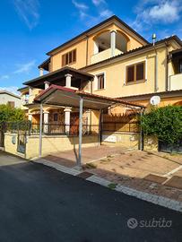 Gazebo in Ferro Zincato