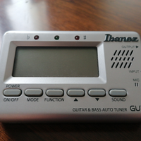 Accordatore chitarra e basso