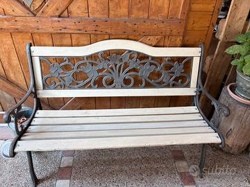 Panchina in legno
