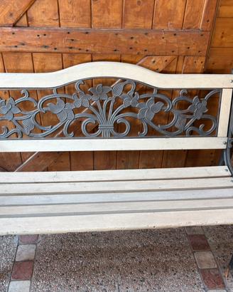 Panchina in legno