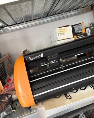 Plotter da taglio GCC Expert II c/carrello