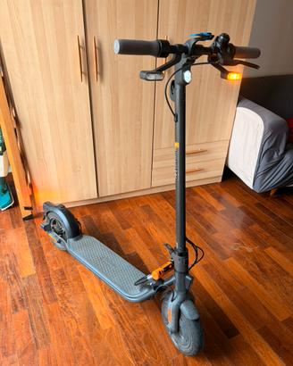 Monopattino Elettrico Ninebot f25I