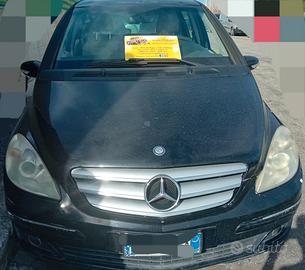 ricambi vari mercedes  b 180 anno 2007 cc 2.0 d.