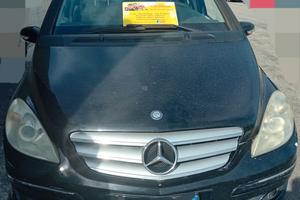 ricambi vari mercedes  b 180 anno 2007 cc 2.0 d.