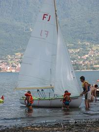 Flying junior barca  a vela