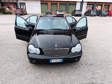 Mercedes classe c anno 2003 iscritta albo storico