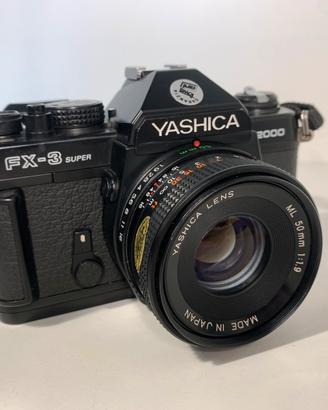 Yashica Kyocera FX-3 Super 2000 fotocam analogica