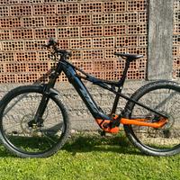 E-MTB KTM Macina