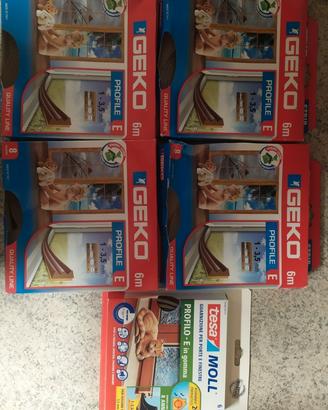 Profili/guarnizioni per porte e finestre