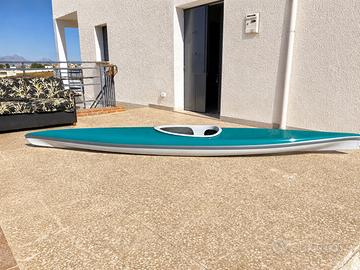 Canoa/Kayak veloce in vetroresina +OMAGGIO Pagaya