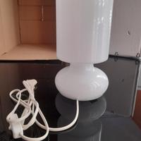 Lampada da tavolo Ikea Lykta in vetro bianco