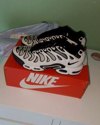 Nike TN Air Max Plus Drift originali pari al nuovo